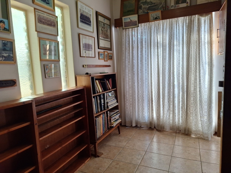 4 Bedroom Property for Sale in Potchefstroom North West